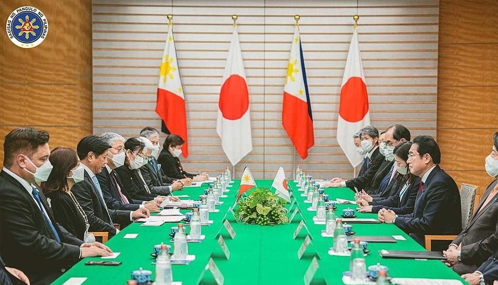 Iene: Por que a intervenção do governo japonês é um problema